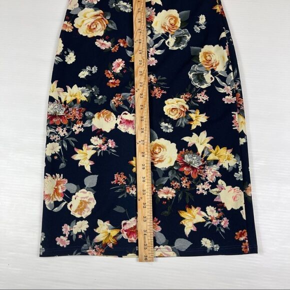 Moci by Purple Rain Dress CHLOE 3/4 Sleeved Navy Floral Women's Size Small - Picture 8 of 10